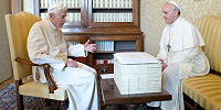 Папа Франциск восстановил папский титул «Патриарх Запада» в издании «Annuario Pontificio»