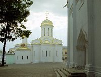 В канун празднования преставления преподобного Сергия Радонежского Святейший Патриарх Кирилл возглавил всенощное бдение в Троицком храме Свято-Троицкой Сергиевой лавры