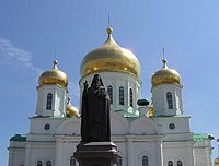 В канун праздника Покрова Пресвятой Богородицы Святейший Патриарх Кирилл совершил праздничную утреню в кафедральном соборе Ростова-на-Дону
