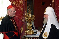 Состоялась встреча Святейшего Патриарха Алексия с председателем Совета епископских конференций Европы, архиепископом Эстергомско-Будапештским кардиналом Петером Эрдё