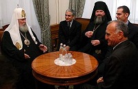 В Патриарших палатах Кремля Святейший Патриарх Алексий принял президента Православного Баламандского университета Илию Салема