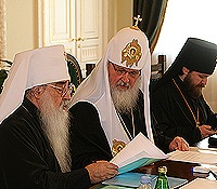 Святейший Патриарх Кирилл возглавил пленарное заседание Синодальной богословской комиссии
