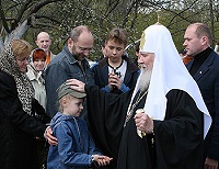 По традиции, в Великую Субботу Святейший Патриарх Алексий посетил ряд московских храмов По традиции, в Великую Субботу Святейший Патриарх Алексий посетил ряд московских храмов