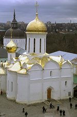 В канун дня памяти Сергия Радонежского Предстоятель Русской Церкви совершил малую вечерню с акафистом у раки с мощами Преподобного