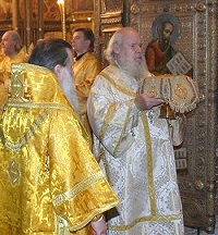 В день памяти свт. Иова, Патриарха Московского и всея Руси, Святейший Патриарх совершил богослужение в Успенском соборе Кремля