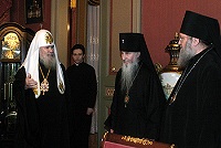 Предстоятель Русской Православной Церкви встретился с делегацией Русской Православной Церкви Заграницей