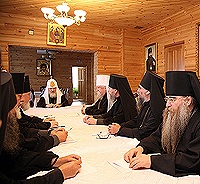 Святейший Патриарх Кирилл встретился с архиереями епархий, расположенных в пределах Приволжского федерального округа