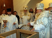 Предстоятель совершил чин Великого освящения Покровского собора Марфо-Мариинской обители