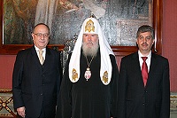 Святейший Патриарх Алексий встретился с Чрезвычайным и Полномочным послом Турецкой Республики в РФ Халилем Акынджы