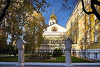 Святейший Патриарх поздравил профессорско-преподавательскую корпорацию и учащихся Московской Духовной академии и семинарии с окончанием учебного года