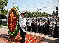Святейший Патриарх Кирилл возложил венок к Мемориалу героической обороны Севастополя в годы Великой Отечественной войны