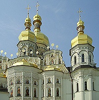 Правительство Украины разрешило совершать богослужения в крупнейших храмах Киева, находящихся в собственности государства