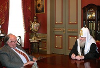 Святейший Патриарх встретился с депутатом Греческого Парламента Теодоросом Пангалосом
