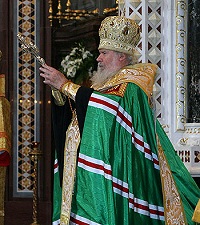 Слово Святейшего Патриарха Алексия перед началом благодарственного молебна по случаю 125-летия освящения Храма Христа Спасителя, годовщины восстановления канонического единства Русской Православной Церкви и завершения программы «Под звездой Богородицы»