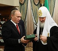 В Храме Христа Спасителя состоялась встреча Святейшего Патриарха Кирилла с Премьер-министром РФ В.В. Путиным