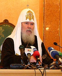 Святейший Патриарх Алексий принял участие в брифинге для журналистов