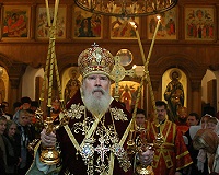 В день праздника св. вмц. Екатерины Святейший Патриарх Алексий совершил Божественную литургию и молебен в храме св. вмц. Екатерины на Всполье