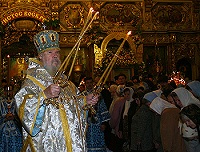В день праздника Донской иконы Божией Матери Его Святейшество совершил Божественную литургию в Большом соборе московского Донского монастыря