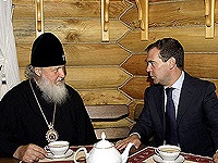 Президент России и Святейший Патриарх Кирилл обсудили итоги поездки Его Святейшества на Украину