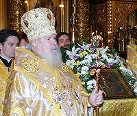 В канун дня памяти святителя Николая Чудотворца Святейший Патриарх Московский и всея Руси Алексий II совершил Всенощное бдение в Богоявленском Кафедральном соборе г. Москвы В канун дня памяти святителя Николая Чудотворца Святейший Патриарх Московский и всея Руси Алексий II совершил Всенощное бдение в Богоявленском Кафедральном соборе г. Москвы