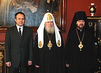 Состоялась встреча Святейшего Патриарха Московского и всея Руси Алексия II с губернатором Пермского края О. А. Чиркуновым