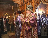 Его Святейшество совершил Божественную Литургию Преждеосвященных Даров и молебен в храме-часовне иконы Божий Матери «Державная» на территории Храма Христа Спасителя