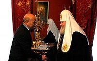 Состоялась встреча Святейшего Патриарха Московского и всея Руси Алексия II с губернатором Луганской области Украины Г.Г.Москалем