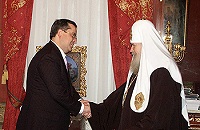 Состоялась встреча Предстоятеля Русской Церкви с председателем правления Московского городского отделения Российского Красного Креста Э.Н.Праздниковым