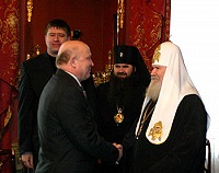 Святейший Патриарх встретился с полномочным представителем Президента РФ в Приволжском ФО А. В. Коноваловым и губернатором Нижегородской области В. П. Шанцевым