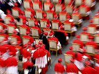 Бенедикт XVI рукоположил пять новых епископов