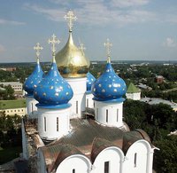 В день памяти преп. Сергия Радонежского Предстоятель Русской Церкви совершил Божественную литургию в Успенском соборе Троице-Сергиевой Лавры