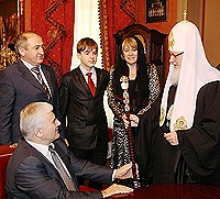 Мэр Махачкалы выступил с предложением &laquo;подключить авторитет и возможности&raquo; Святейшего Патриарха Кирилла для достижения мира на Кавказе и в целом по России