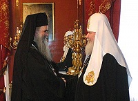 Святейший Патриарх встретился с делегацией Сербской Православной Церкви