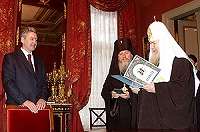 Его Святейшество наградил губернатора Тюменской области С.С.Собянина орденом св. блгв. кн. Даниила II степени