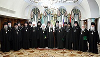 Святейший Патриарх Алексий вручил ряду архиереев высокие церковные награды