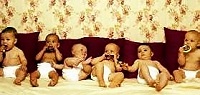 Рождение первого ребенка-клона ожидается в Сербии в январе 2003 г. (комментарий в цифрах и фактах)