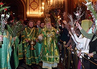 Накануне праздника Входа Господня в Иерусалим Святейший Патриарх совершил Всенощное бдение с чином Освящения верб