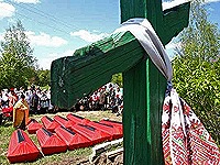 В Хакасии проходит отпевание восьми погибших при аварии на Саяно-Шушенской ГЭС