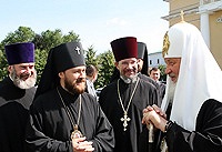 Предстоятель Русской Православной Церкви посетил Отдел внешних церковных связей Московского Патриархата