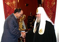 Состоялась встреча Святейшего Патриарха Алексия с Послом Египта в Москве Иззатом Саадом