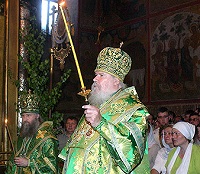 В канун праздника Святой Троицы Святейший Патриарх Алексий совершил богослужения в Свято-Троицкой Сергиевой Лавре