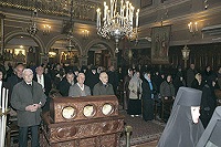 В Россию прибывает десница свт.Спиридона Тримифунтского (комментарий в зеркале СМИ)