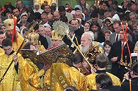 Святейший Патриарх совершил Всенощное бдение в рижском Свято-Троице-Сергиевом женском монастыре