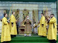 Святейший Патриарх Кирилл возглавил служение Божественной литургии на площади перед кафедральным собором Кишинева