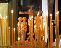 По благословению Святейшего Патриарха Кирилла во всех храмах Русской Православной Церкви будут молиться о мире на Украине и упокоении погибших