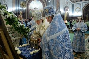 В канун праздника Рождества Пресвятой Богородицы Святейший Патриарх Кирилл совершил всенощное бдение в Храме Христа Спасителя г. Москвы