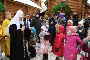 Святейший Патриарх Кирилл освятил московский храм Всех преподобных отцев Киево-Печерских в Старых Черемушках