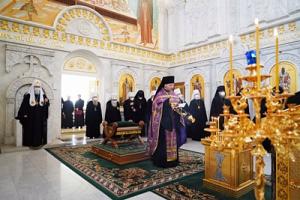 Члены Священного Синода почтили память Патриарха Сербского Иринея и почивших архипастырей Русской Православной Церкви