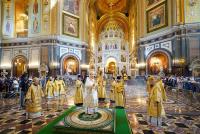 В Неделю 3-ю по Пятидесятнице Святейший Патриарх Кирилл совершил Литургию в Храме Христа Спасителя