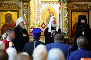 Святейший Патриарх Кирилл посетил храм Рождества Пресвятой Богородицы в Калининграде